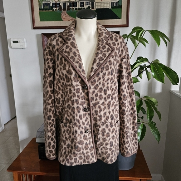 Talbots Jackets & Blazers - Talbots vintage merino wool leopard print decorative buttons soft cardigan Sz XL